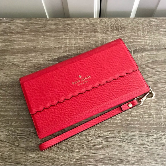 Kate Spade Scalloped Phone Case Wristlet - Picture 3 of 12
